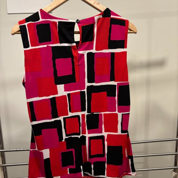 Calvin Klein Summer Tank - Picture 1 of 3